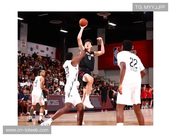 奎因30分三双惊艳，鹈鹕残阵难掩新星光芒